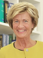 Prof. Petra-Maria Schumm-Draeger